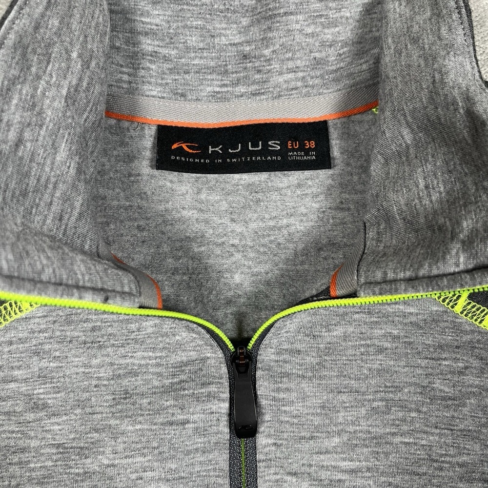 KJUS Trace Golf Half Zip Womens 38 M Gray Striped Arms Pullover Performance *EUC - Picture 2 of 7